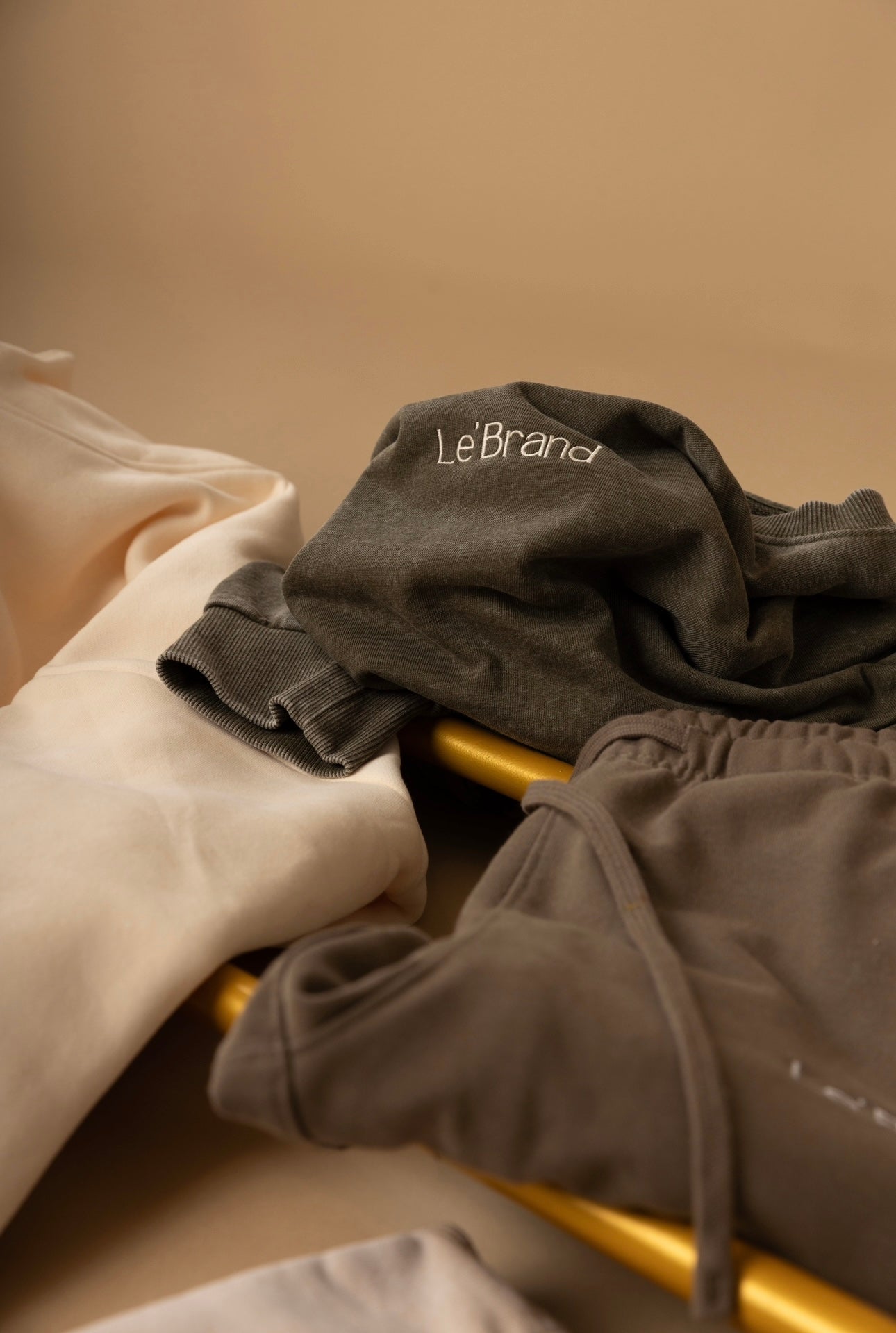 Le’ Sweatshirts Balance